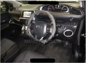 Toyota Sienta 2020 Black