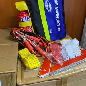 High-Quality7 in 1 Essential Auto Safety Road Side Assistance Tool Kit