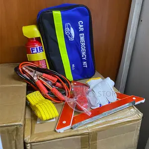 Lightweight, Compact Emergency Kit 7 in 1 Essential Auto Safety