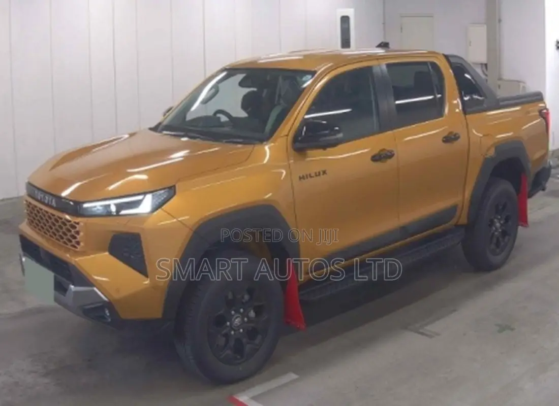 New Toyota Hilux 2026 Orange