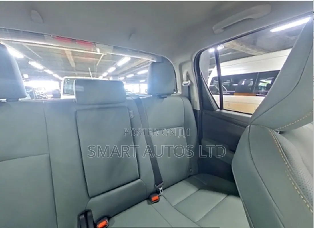 New Toyota Hilux 2026 Orange
