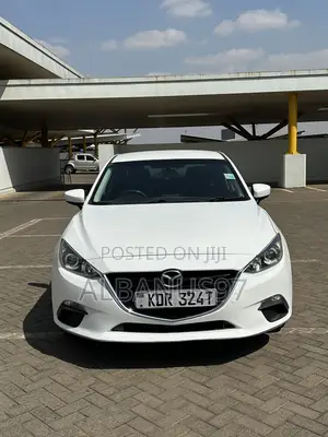 Mazda Axela 2018 White