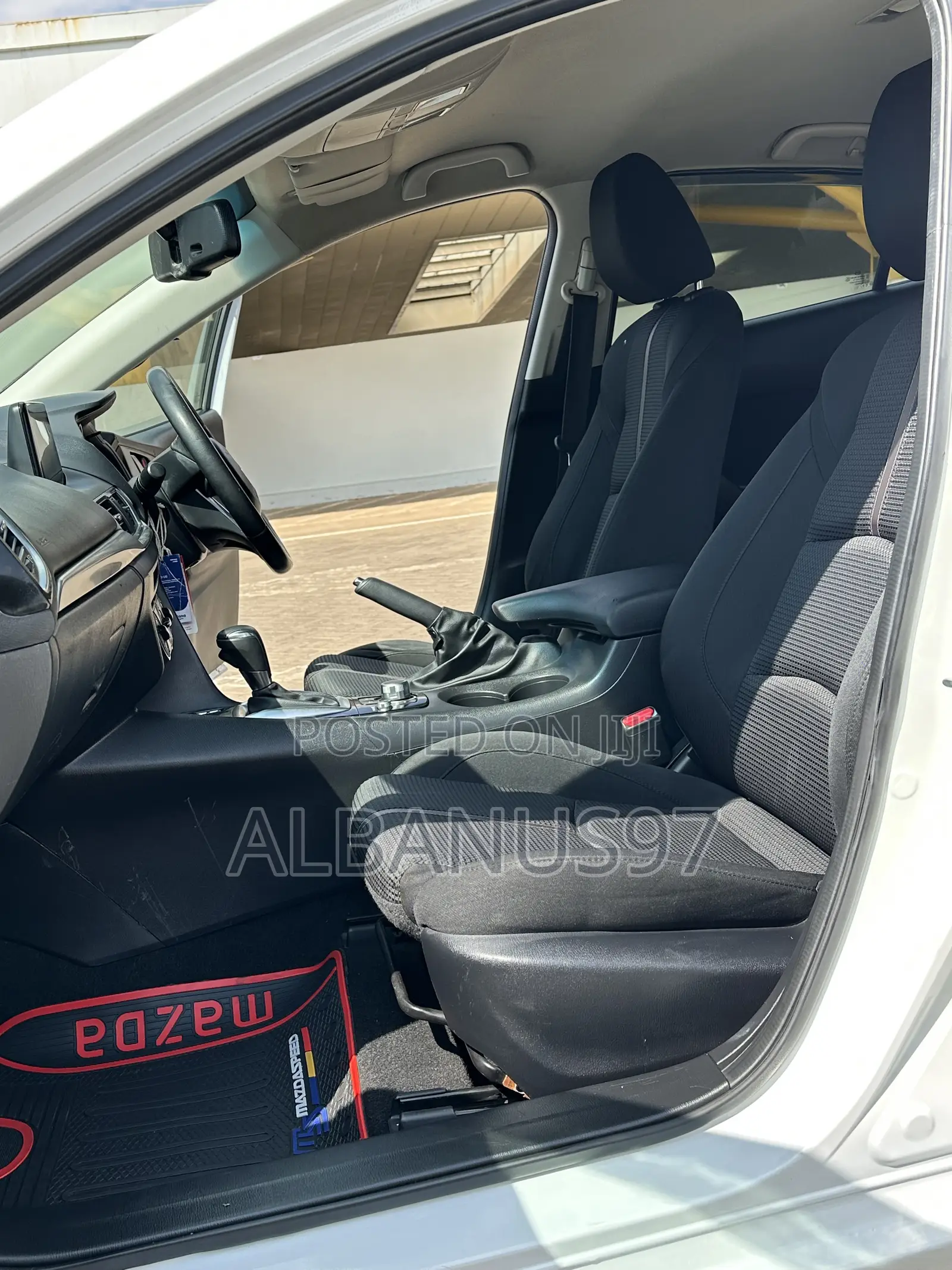 Mazda Axela 2018 White