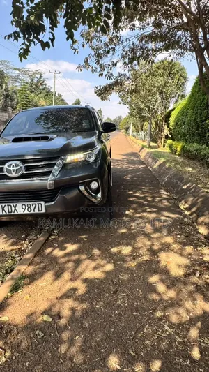 Toyota Fortuner 2016 Gray