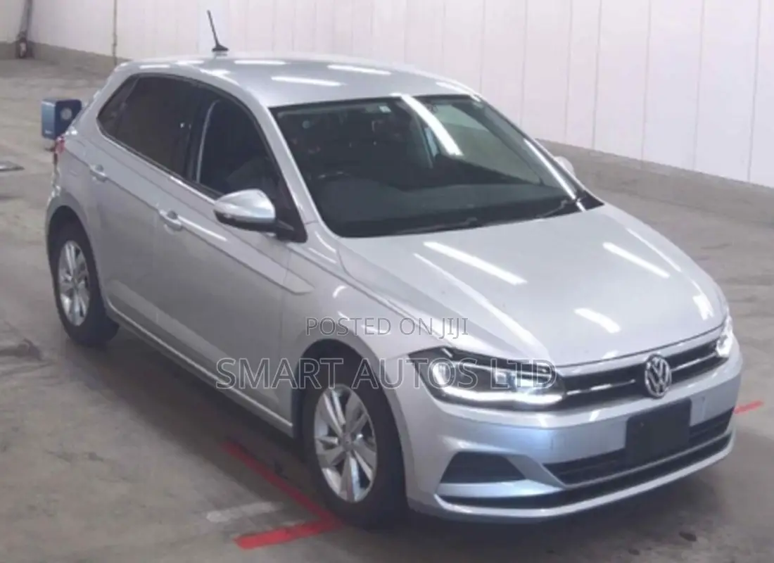 Volkswagen Polo 2019 Silver