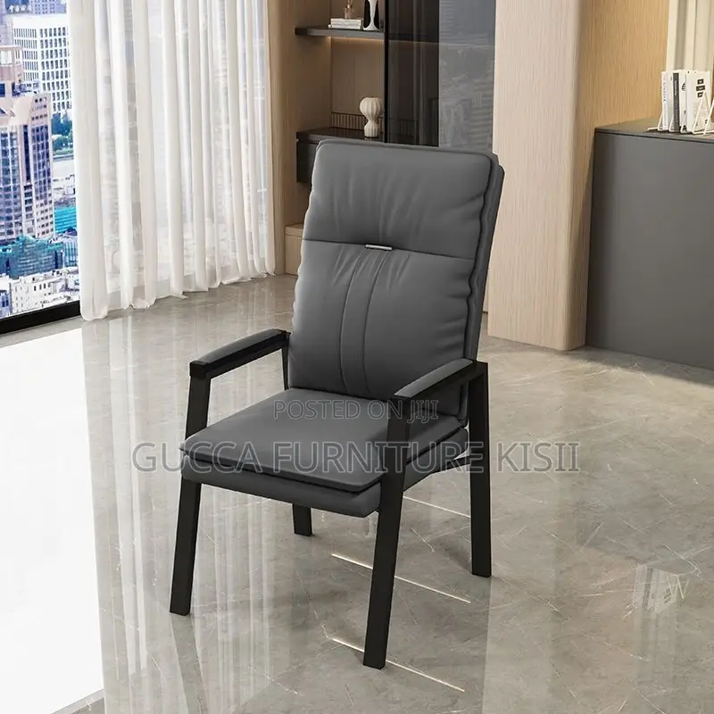 Office Chair; Executive Cushioned Visitors Chair