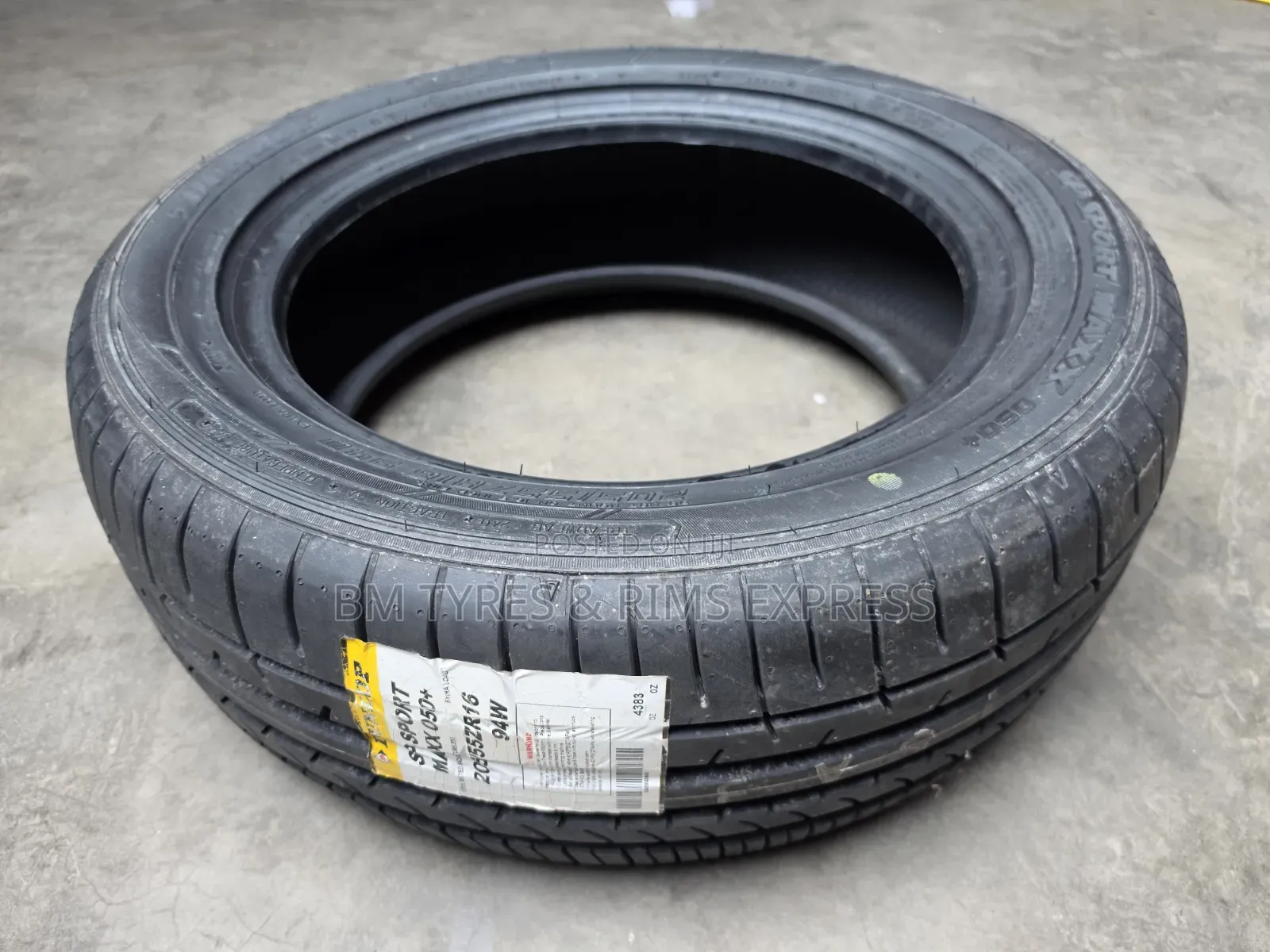 205 /55 R16 Dunlop TYRES (Japan)