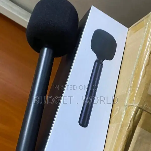 Premium Mobile Lavalier Microphone for Clear Audio Recording