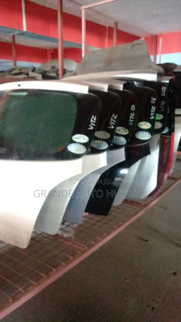 Vitz Boot /Tailgate 05,2011 - thumbnail 2