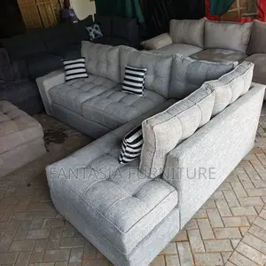5 Seater Grey Tufted L-Shaped Sofa With Chaise