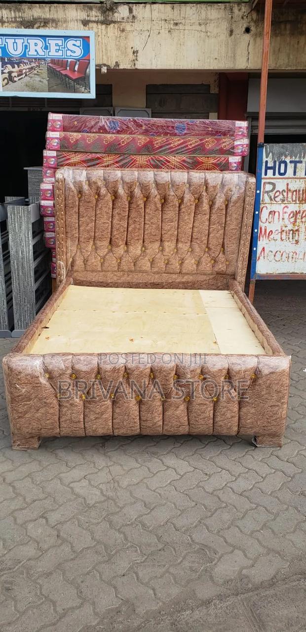 5x6 Luxury Chesterfield Tufted Bed Frame