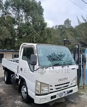 Isuzu Elf NQR