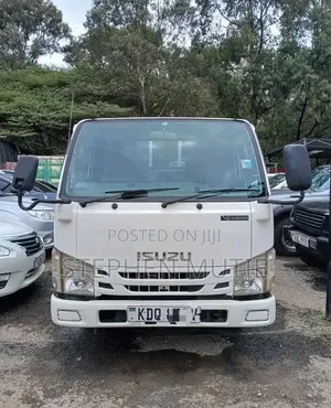 Isuzu Elf NQR