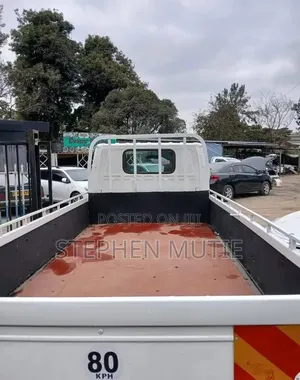Isuzu Elf NQR