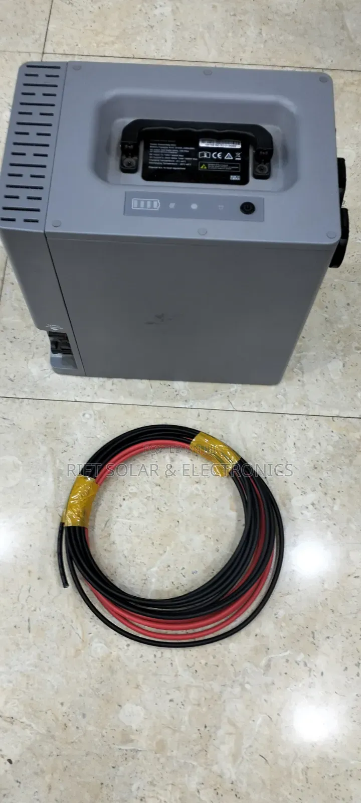 2kwh - 1000 Watts Vestwood Backup Power - 595W Solar + 10m PV Cable