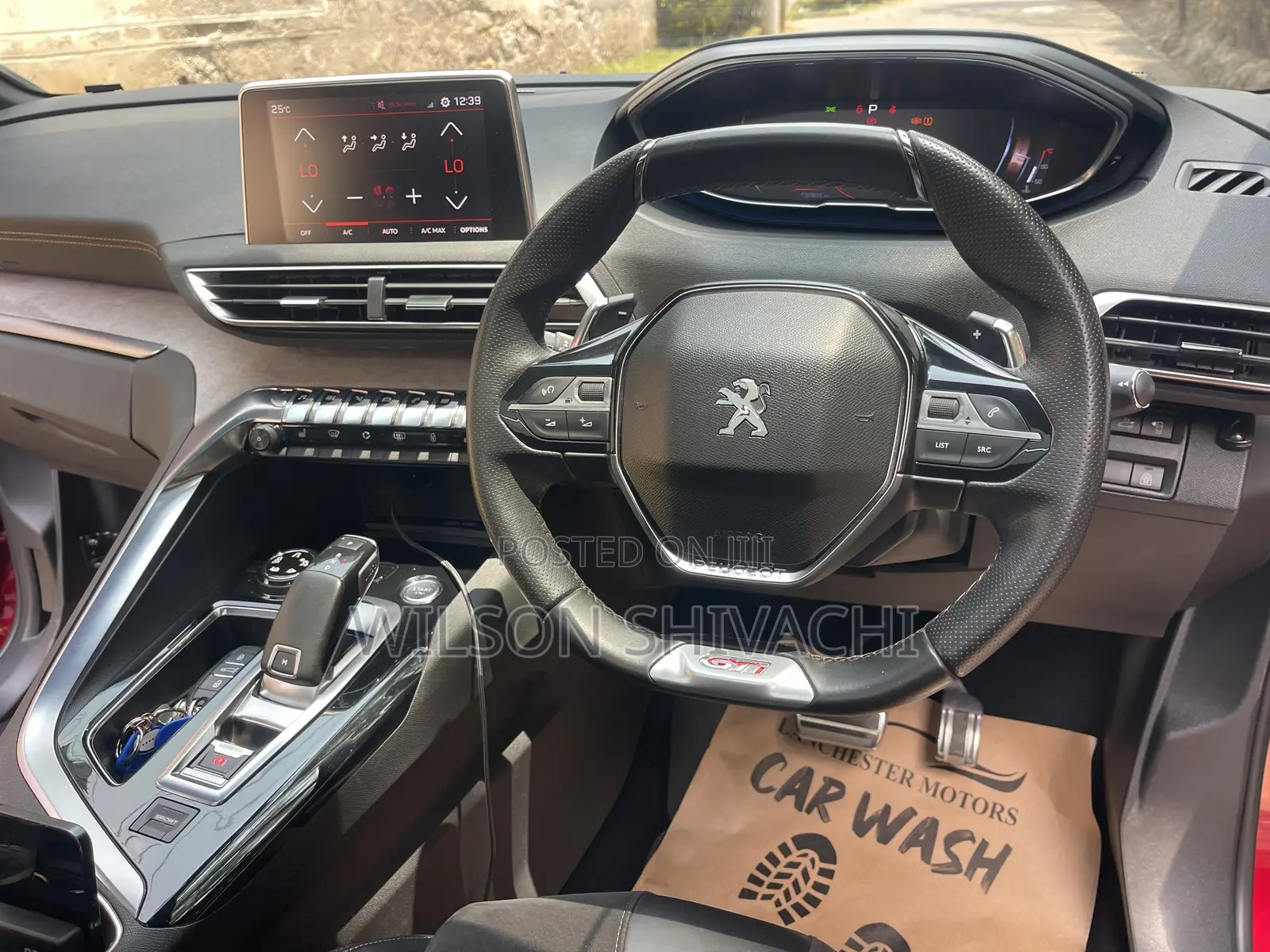 Peugeot 3008 2018 Red