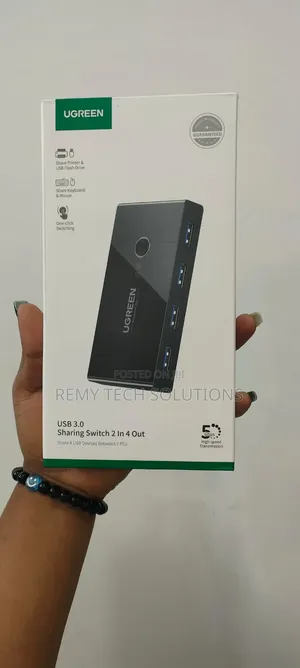 UGREEN USB 3.0 Sharing Switch 2 in 4 Out