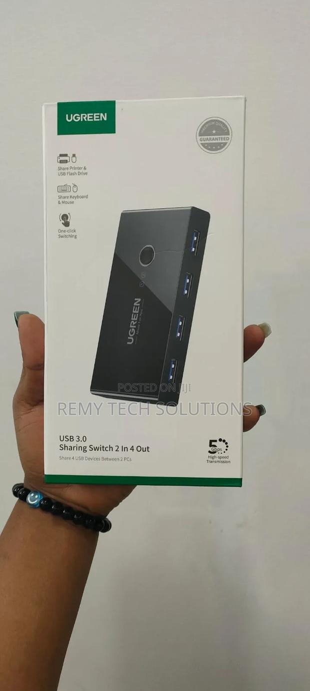 UGREEN USB 3.0 Sharing Switch 2 in 4 Out