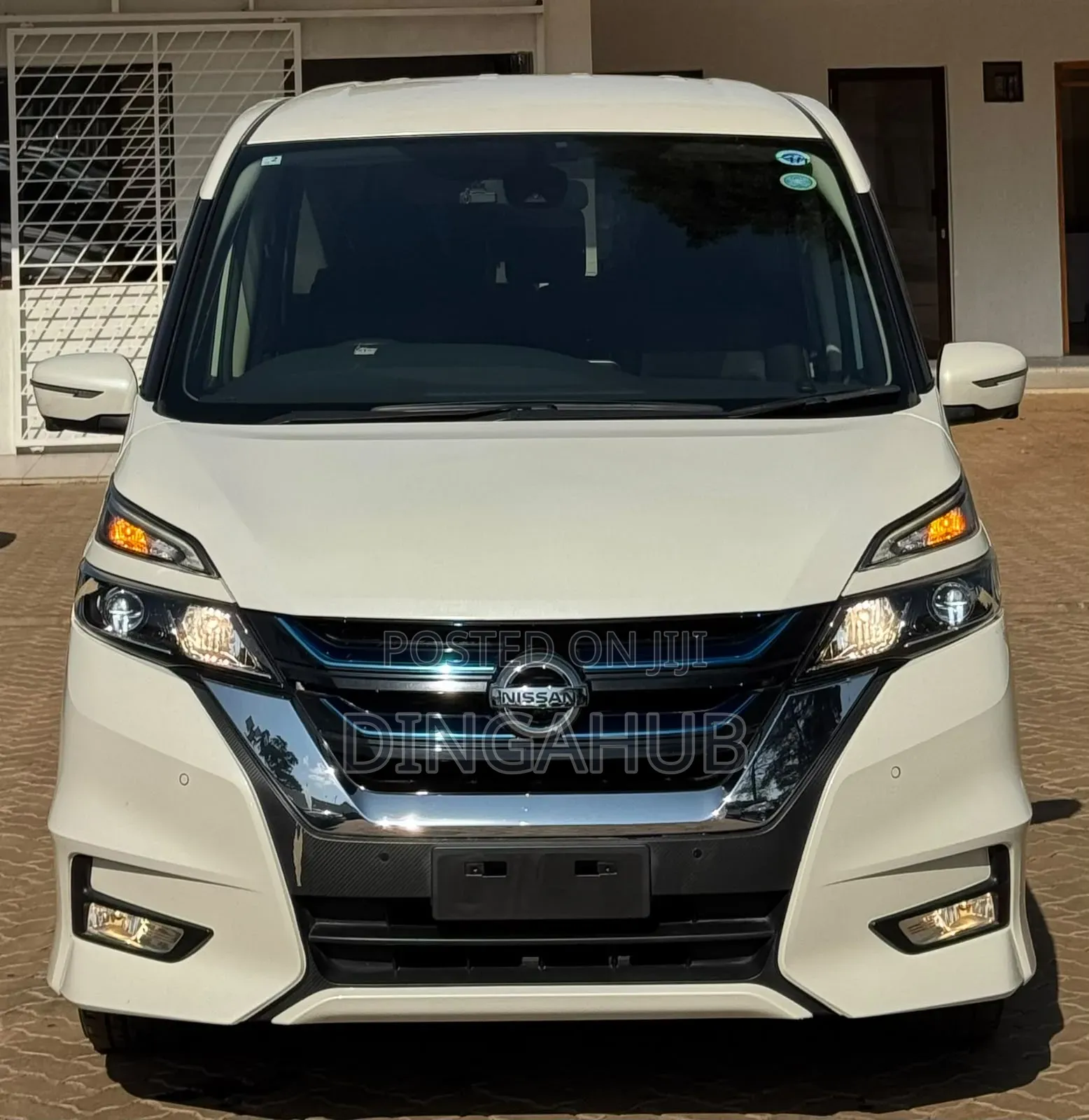 Nissan Serena 2019 White