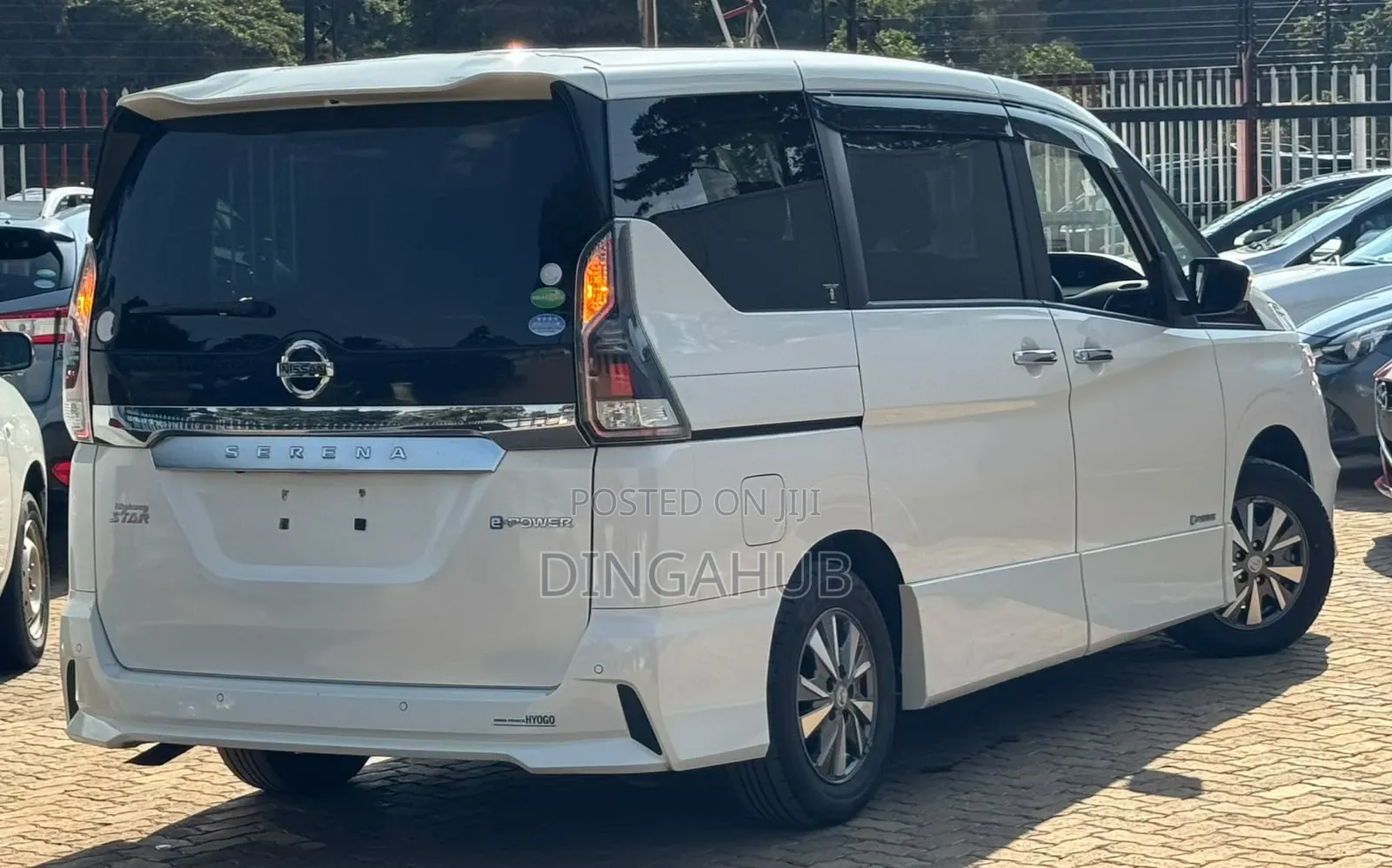 Nissan Serena 2019 White
