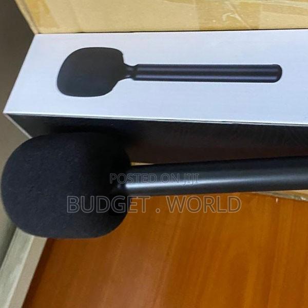 Professional Wireless Clip-on Microphone for Vlogging Streaming - main view