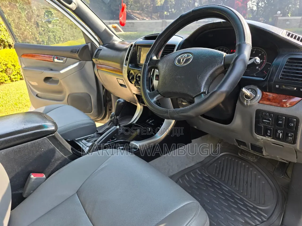 Toyota Land Cruiser Prado 2005 Beige