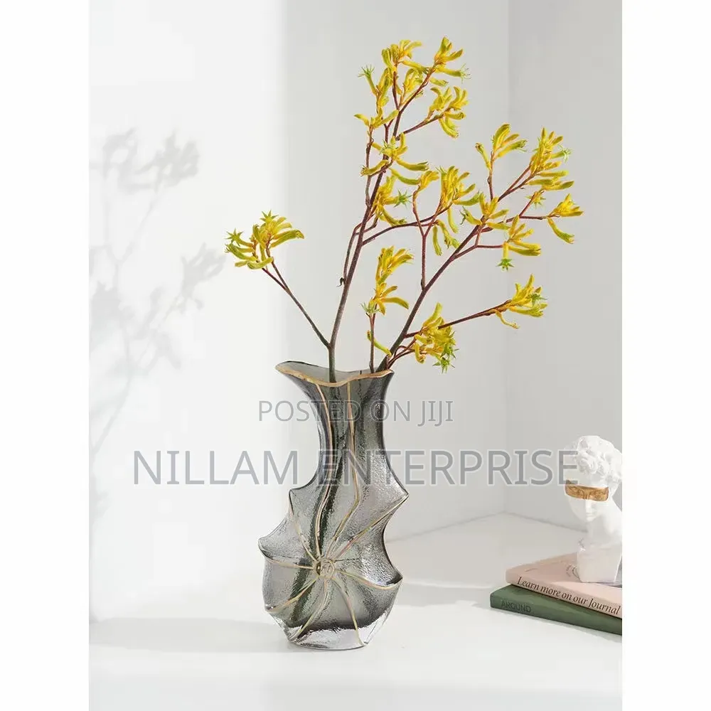 Sculpted Golden Glass Flower Vase