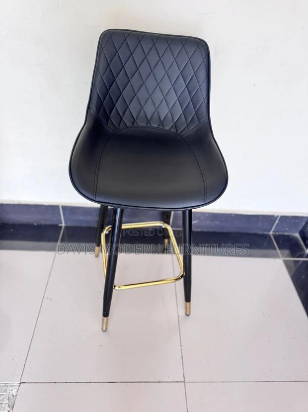 Luxe Quilted High Bar Stools