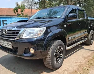 Toyota Hilux 2011 Black