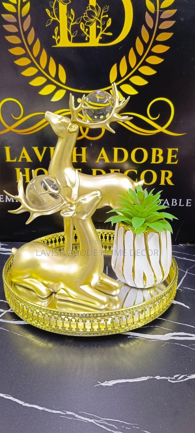 Luxury Gold Décor Setup – Vanity Tray, Deer Sculptures Succulent