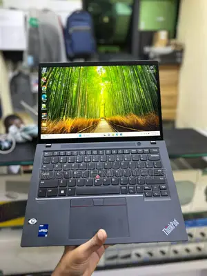New Laptop Lenovo ThinkPad X1 Carbon 16GB Intel Core i7 SSD 256GB