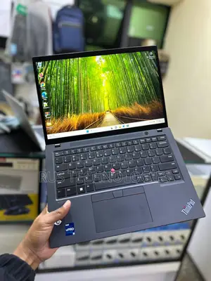 New Laptop Lenovo ThinkPad X1 Carbon 16GB Intel Core i7 SSD 256GB