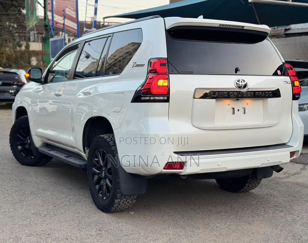 Toyota Land Cruiser Prado 2022 White