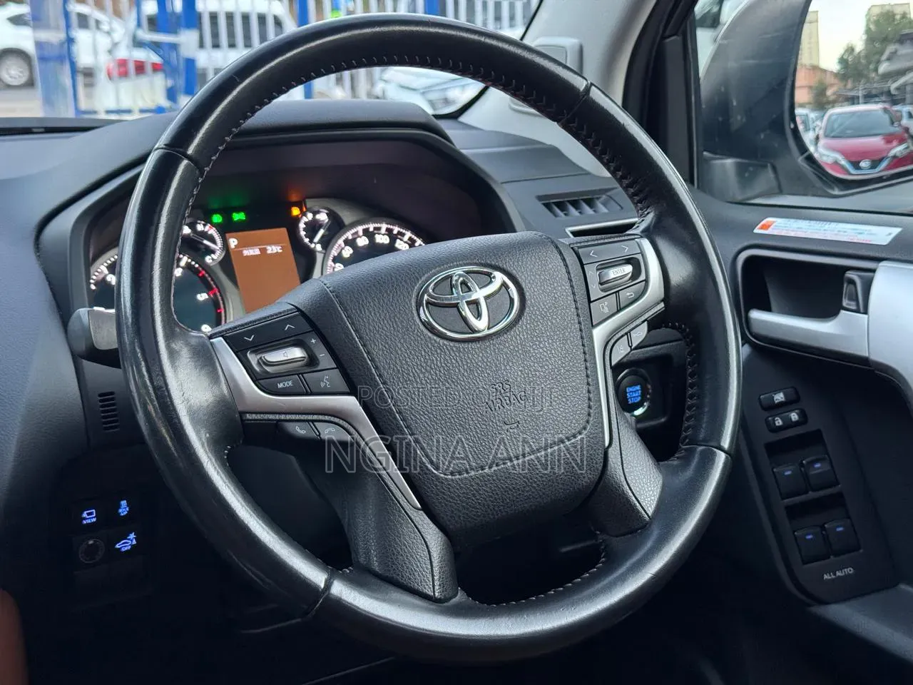 Toyota Land Cruiser Prado 2022 White