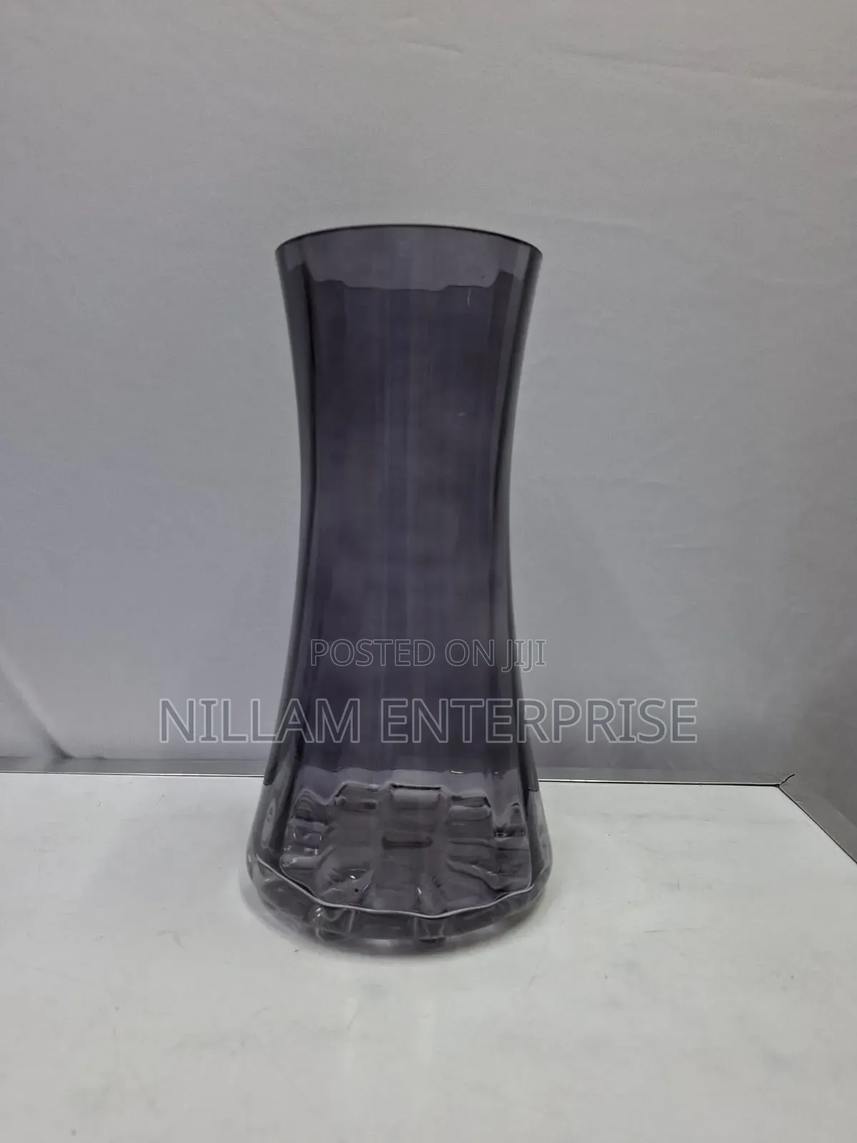Elegant Hourglass Flower Vase