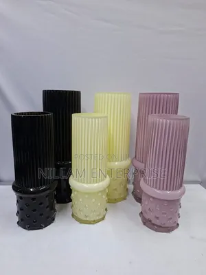 Ribbed Statement Glass Flower Vase