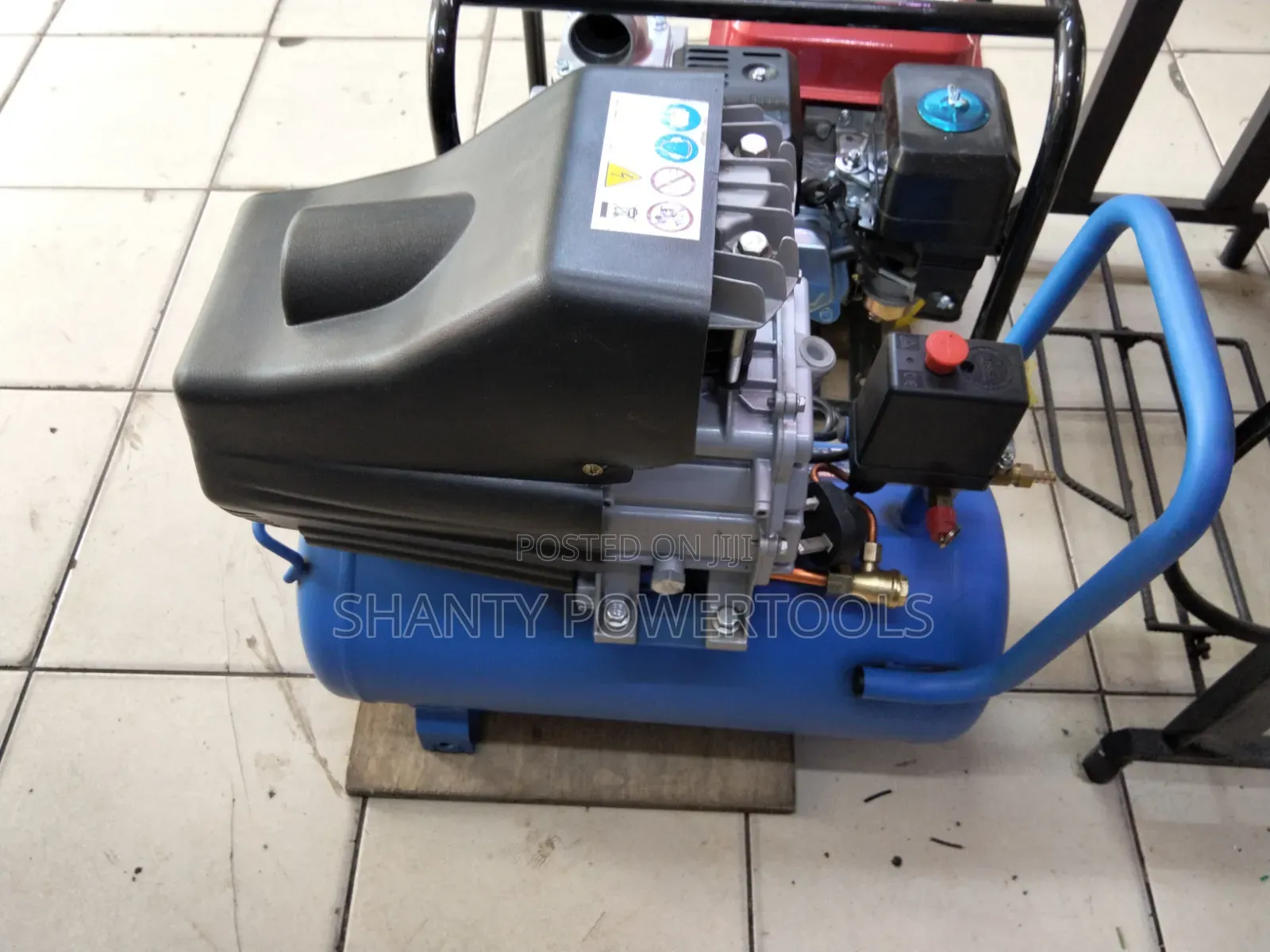 Freevel Air Compressor 25litres