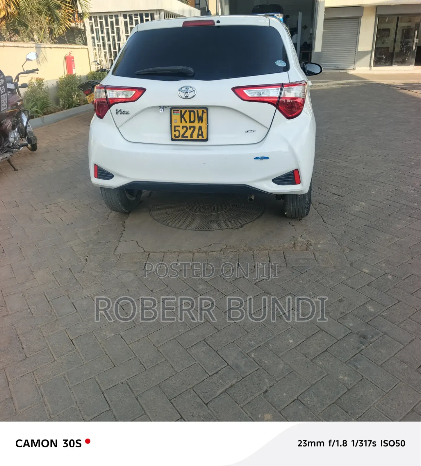Toyota Vitz 2018 White
