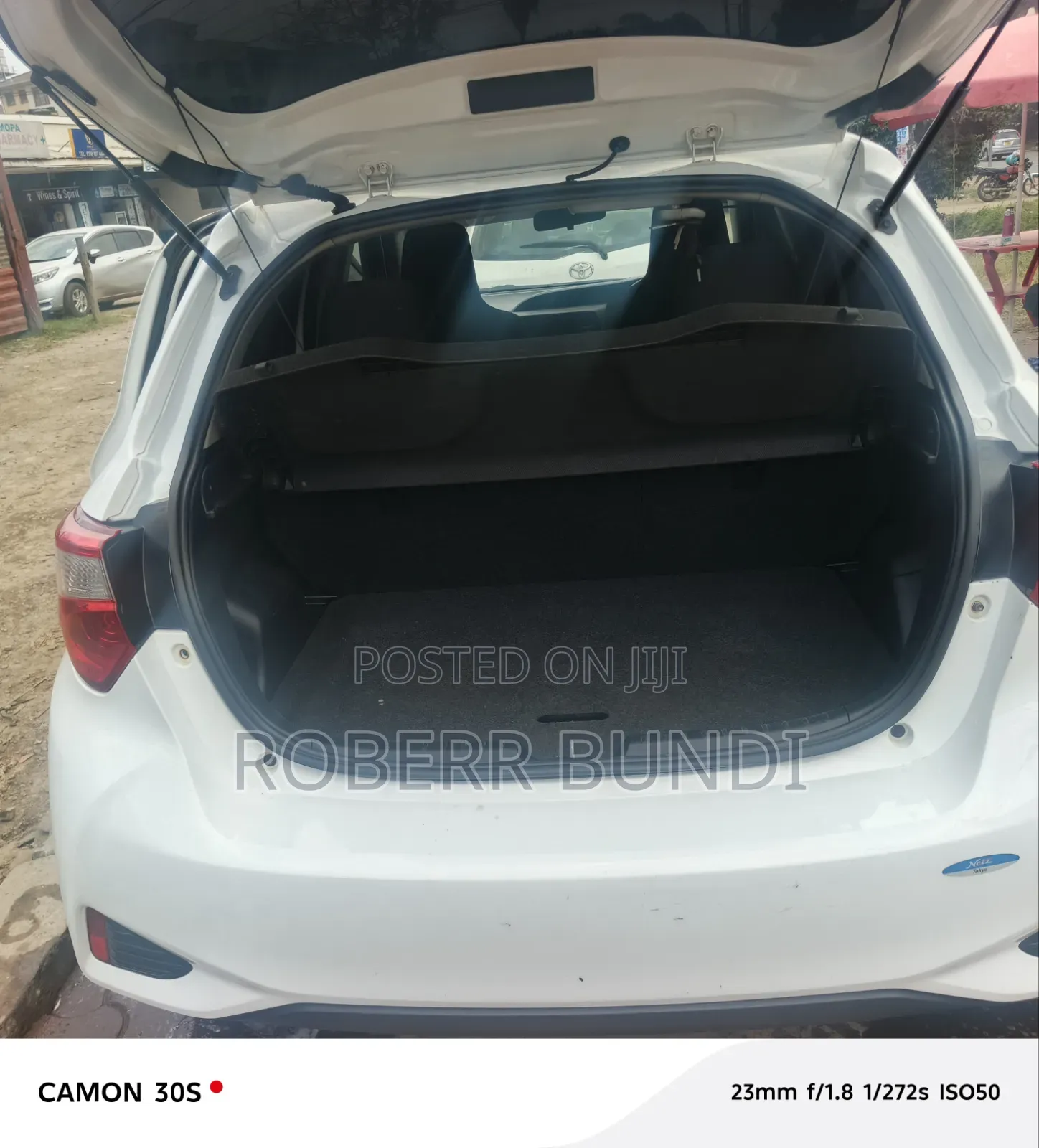 Toyota Vitz 2018 White