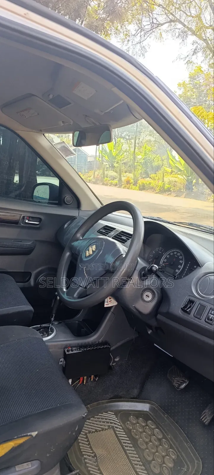 Suzuki Swift 2006 Gray