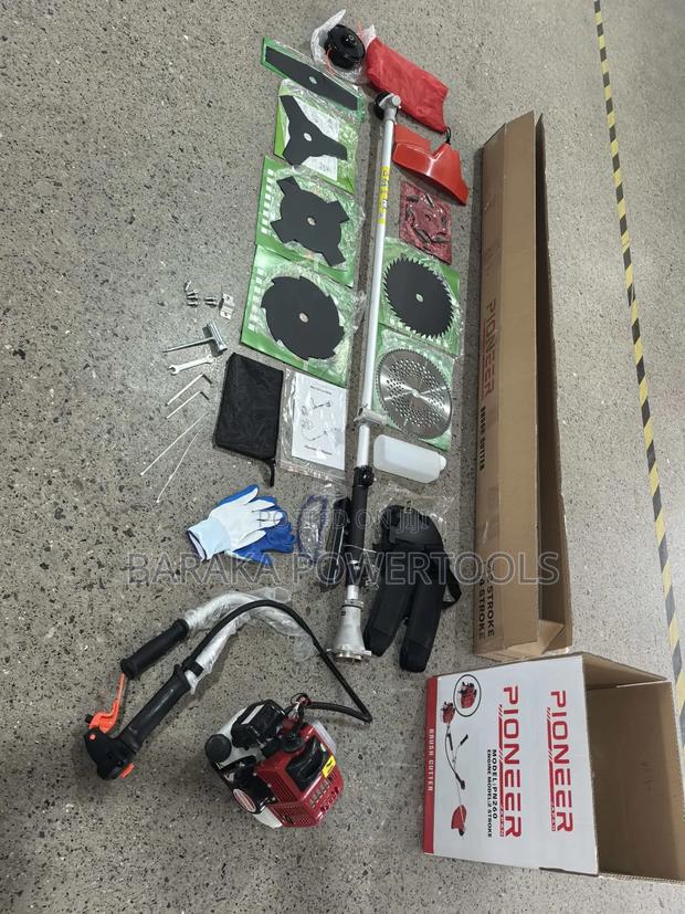 PIONER PN260 Petrol Brush Cutter/Grass Trimmer.
