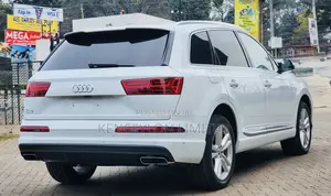 Audi Q7 2.0T Premium AWD quattro 2017 White
