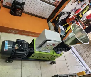 Pellet Maker Machine With a Control Box / Pallet Maker Machine