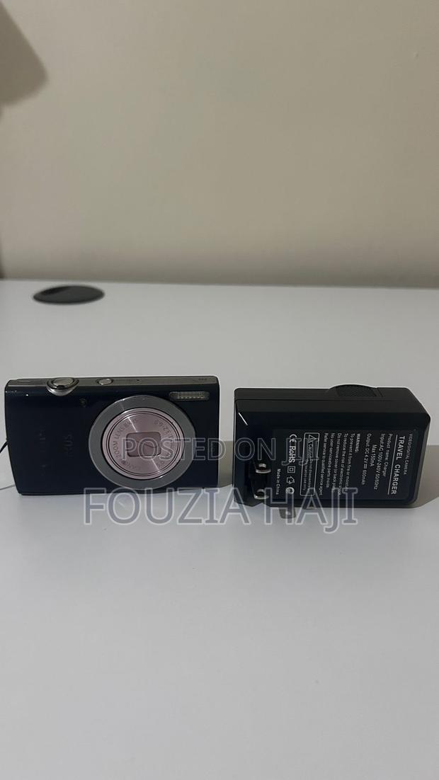Digital Camera - thumbnail 2