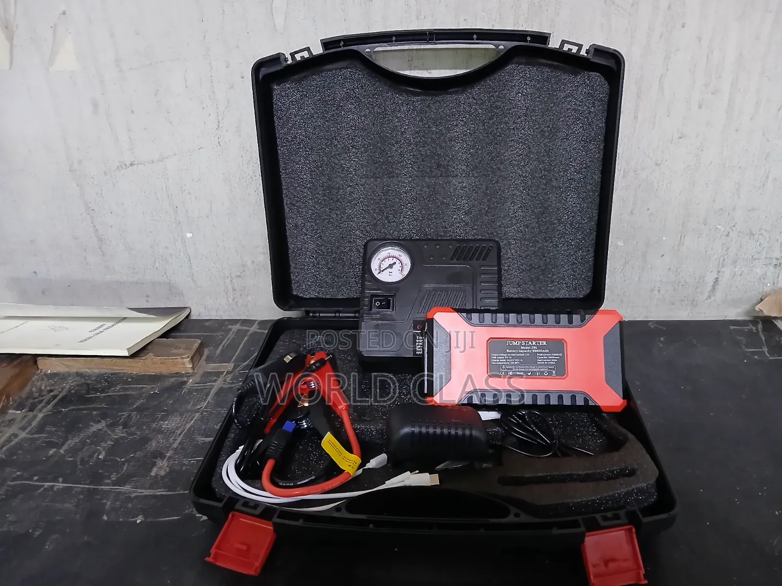 Multi-Function 12V Car Jump Starter Kit With Portable Air Pump