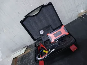 Multi-Function 12V Car Jump Starter Kit With Portable Air Pump
