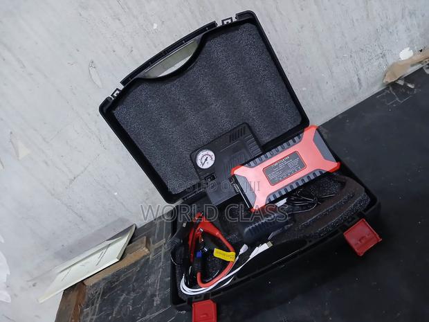 Multi-Function 12V Car Jump Starter Kit With Portable Air Pump - thumbnail 2