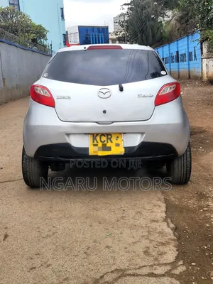 Mazda Demio 2012 Silver
