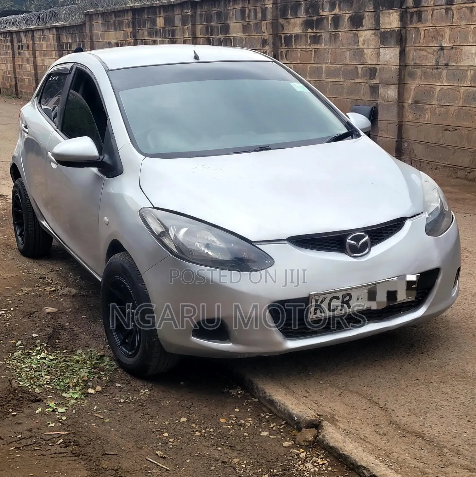 Mazda Demio 2012 Silver