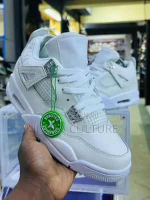 Jordan 4 Pure Money